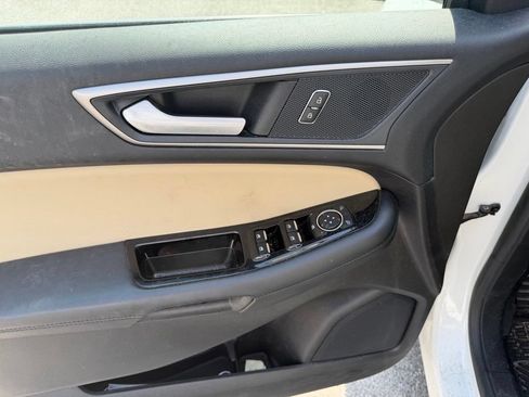 Used 2020 Ford Edge SEL w/ Convenience Package FWD image 22