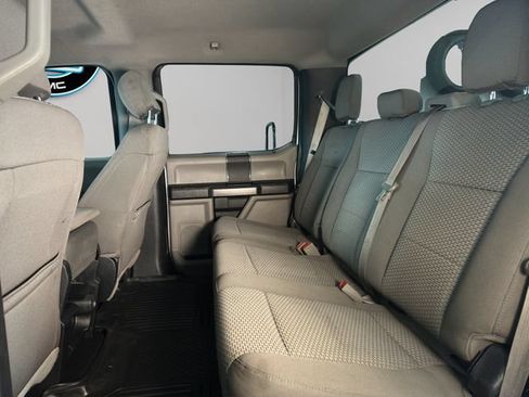 Used 2019 Ford F250 XLT w/ FX4 Off-Road Package AWD/4WD image 16