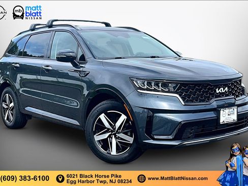Used 2023 Kia Sorento S w/ Panoramic Sunroof Package FWD image 10