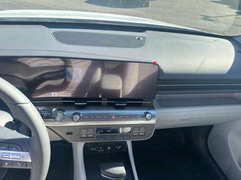 New 2025 Hyundai Kona SEL image 25