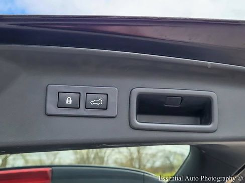 Certified 2025 Subaru Forester Limited AWD/4WD image 29