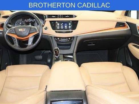 Used 2019 Cadillac XT5 Platinum AWD/4WD image 30