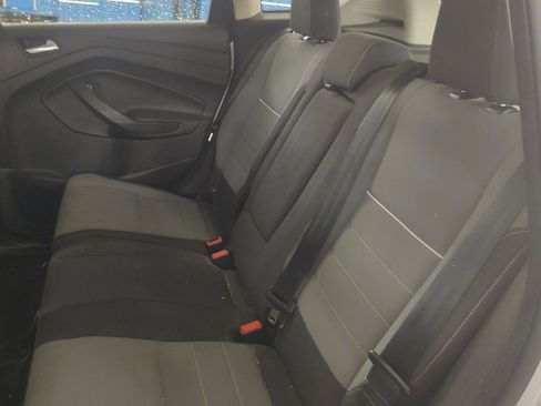 Used 2013 Ford C-MAX SE FWD image 16