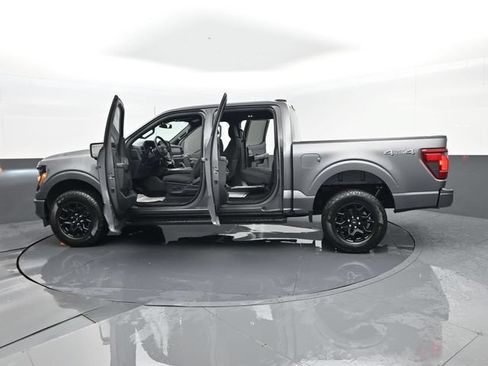Used 2024 Ford F150 XLT w/ XLT Black Appearance Package AWD/4WD image 29