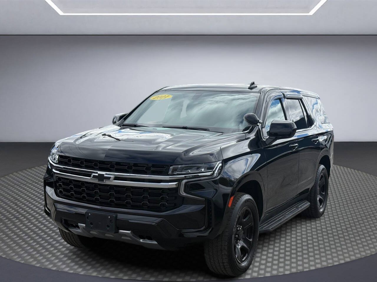 Used 2021 Chevrolet Tahoe 4WD w/ Remote Keyless Entry Package image 3