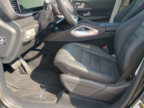 Certified 2023 Mercedes-Benz GLS 580 4MATIC image 9