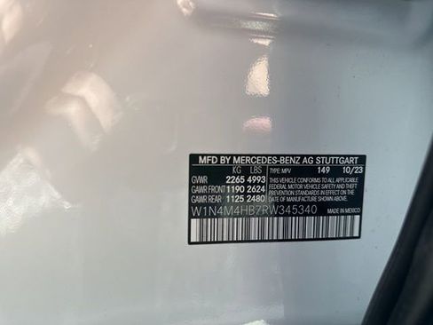 Used 2024 Mercedes-Benz GLB 250 4MATIC image 24