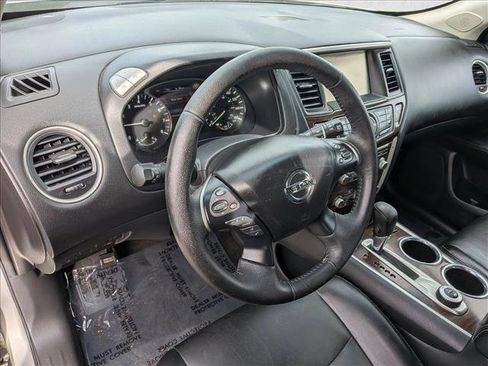 Used 2015 Nissan Pathfinder SL w/ SL Tech Package image 27