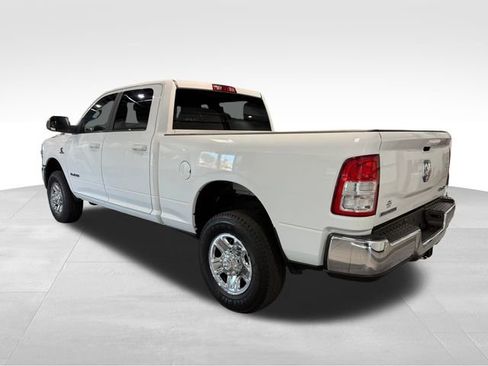 Used 2022 RAM 2500 Big Horn AWD/4WD image 5