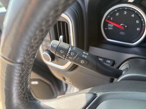 Used 2021 Chevrolet Silverado 1500 High Country w/ Technology Package image 25