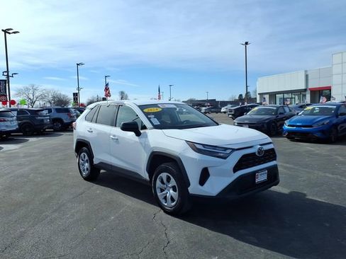 Used 2024 Toyota RAV4 LE image 5