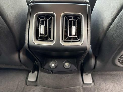 Used 2023 Kia Sorento LX FWD image 20