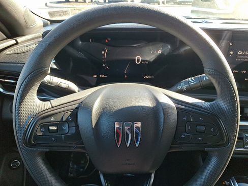 Used 2024 Buick Envista Preferred w/ Convenience II Package image 19