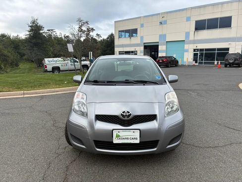 Used 2010 Toyota Yaris 2-Door Hatchback FWD image 10