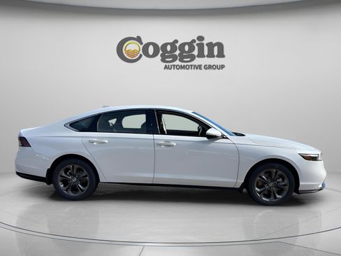 New 2025 Honda Accord EX-L image 23