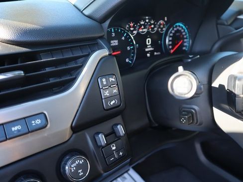 Used 2018 GMC Yukon Denali w/ Denali Ultimate Package image 32