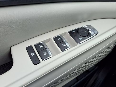 New 2026 Kia Carnival SX FWD image 13