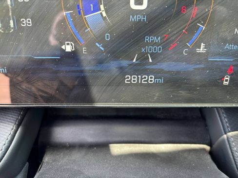 Used 2025 Chevrolet Equinox LT FWD image 36