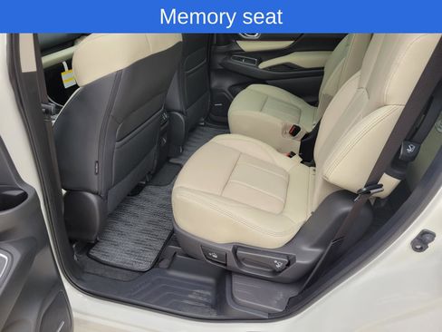 New 2026 Subaru Ascent Limited AWD/4WD image 6