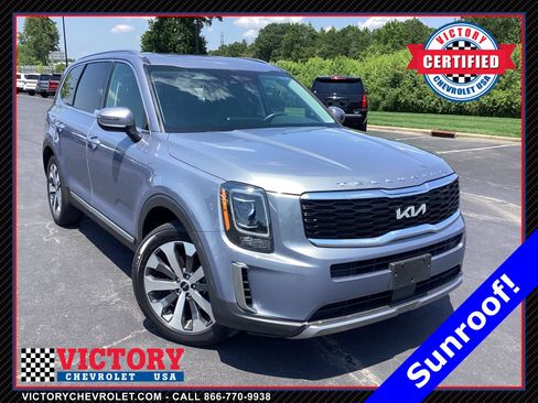 Used 2022 Kia Telluride S image 1