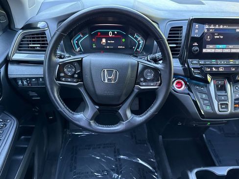 Certified 2024 Honda Odyssey Elite image 11