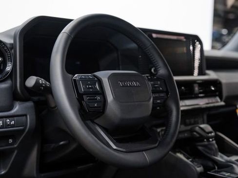 Used 2025 Toyota Land Cruiser image 26