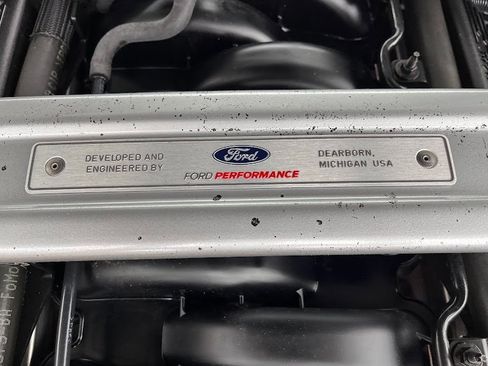 Used 2016 Ford Mustang Shelby GT350 w/ Technology Package image 32