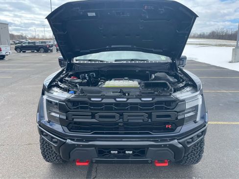 Used 2025 Ford F150 Raptor w/ Equipment Group 803A Raptor R AWD/4WD image 36
