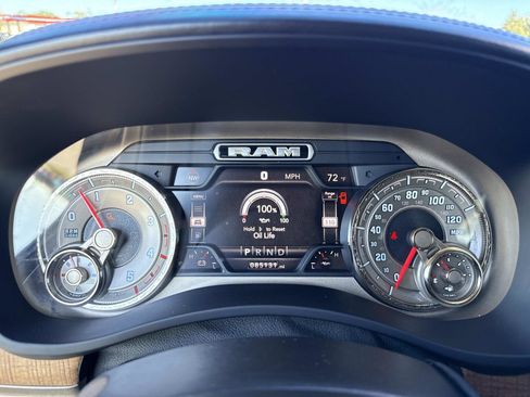 Used 2020 RAM 3500 Limited image 32