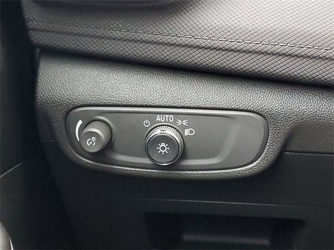 Certified 2024 Chevrolet TrailBlazer LT w/ LT Cold Weather Package image 11