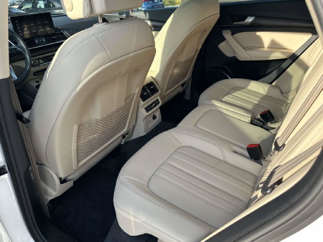Used 2022 Audi Q5 2.0T Premium AWD/4WD image 15
