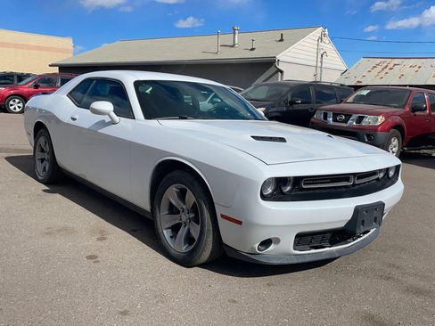 Used 2017 Dodge Challenger SXT w/ Cold Weather Group image 8