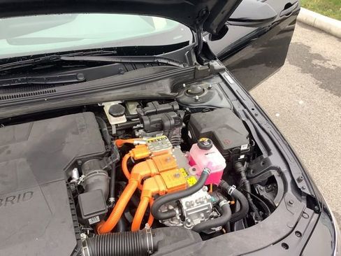 Certified 2025 Hyundai Elantra Blue image 24