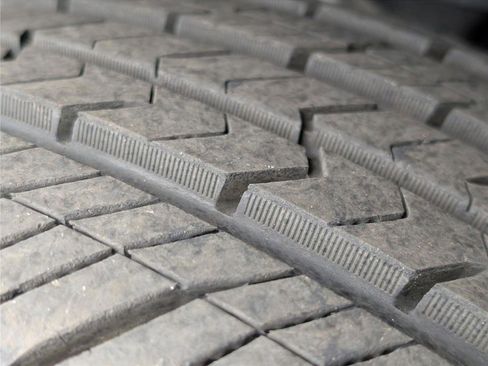 Used 2024 Chevrolet Silverado 1500 LTZ w/ Z71 Off-Road Package image 41