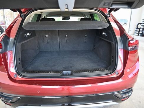 Used 2021 Buick Envision Essence w/ Sport Touring Package image 28