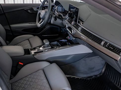 Used 2024 Audi S5 Prestige image 12