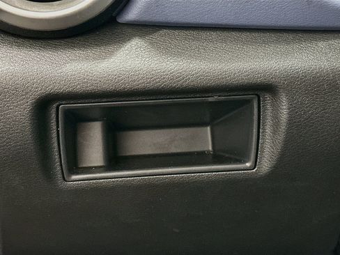 Used 2024 Nissan Versa SV FWD image 17