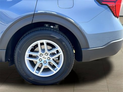 New 2025 Ford Explorer Active w/ Active Comfort Package image 39