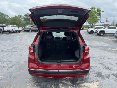 Used 2023 Chevrolet Equinox RS w/ RS Leather Package FWD image 11