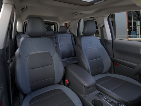 New 2025 Ford Bronco Sport Outer Banks w/ Outer Banks Tech Package+ AWD/4WD image 10