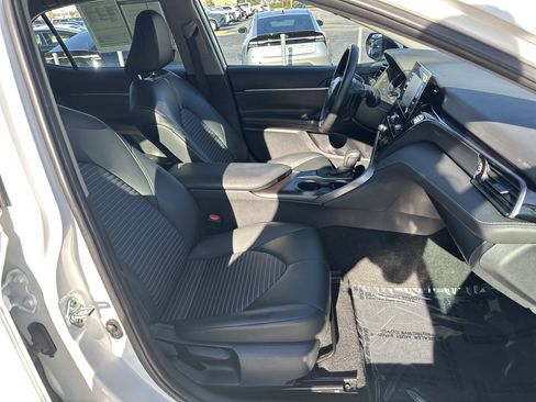 Certified 2024 Toyota Camry SE image 33