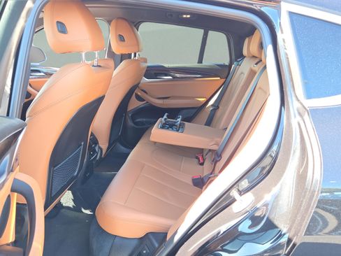 Used 2022 BMW X4 xDrive30i w/ Parking Assistance Package image 12