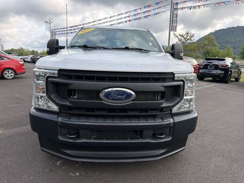 Used 2022 Ford F250 XL w/ Power Equipment Group AWD/4WD image 12