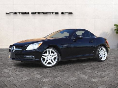 Used 2013 Mercedes-Benz SLK 250 image 2