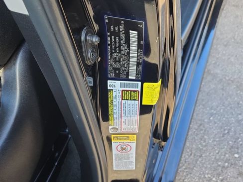 Used 2016 Toyota Sienna SE Premium FWD image 29