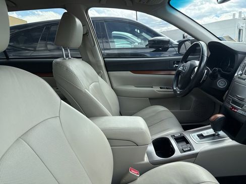 Used 2014 Subaru Outback 3.6R Limited w/ Moonroof Package image 3