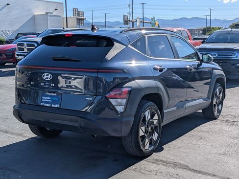Certified 2025 Hyundai Kona SEL AWD/4WD image 3