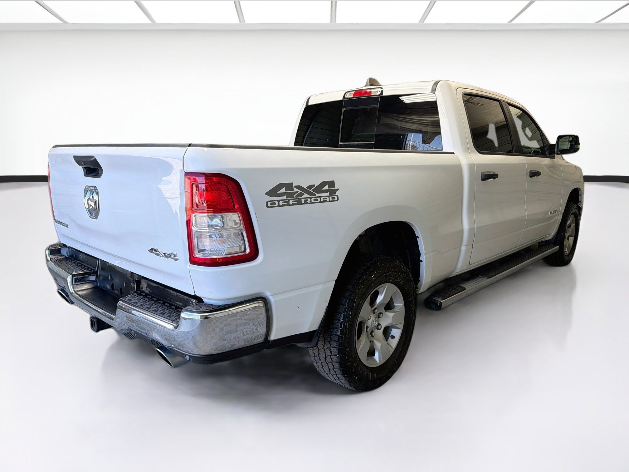Used 2023 RAM 1500 Big Horn AWD/4WD image 4