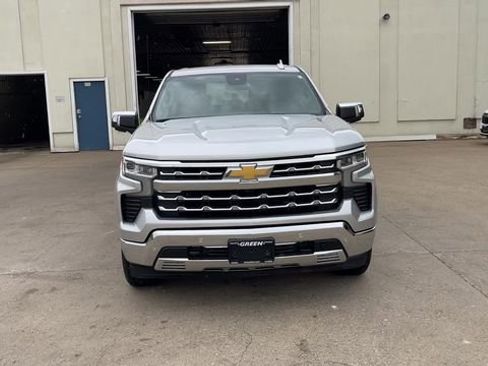 Used 2022 Chevrolet Silverado 1500 LTZ w/ Max Trailering Package image 3