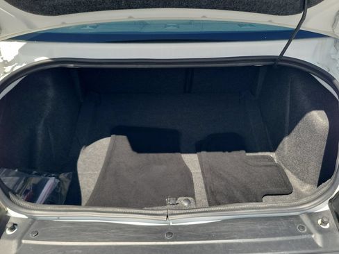 Used 2023 Dodge Challenger SXT RWD image 7